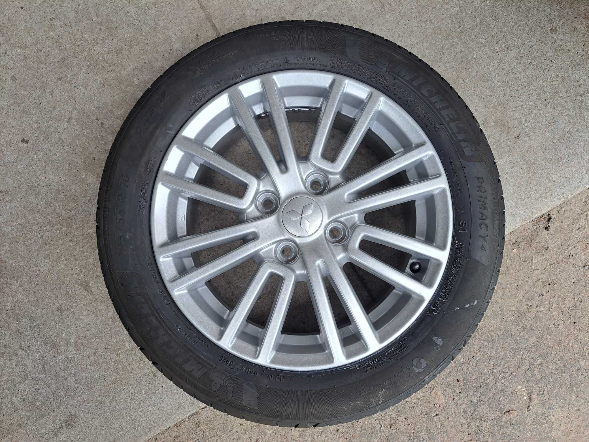 Диски Mitsubishi 4 × 114.3 16" + шины Michelin Primacy 4 195/55 R16