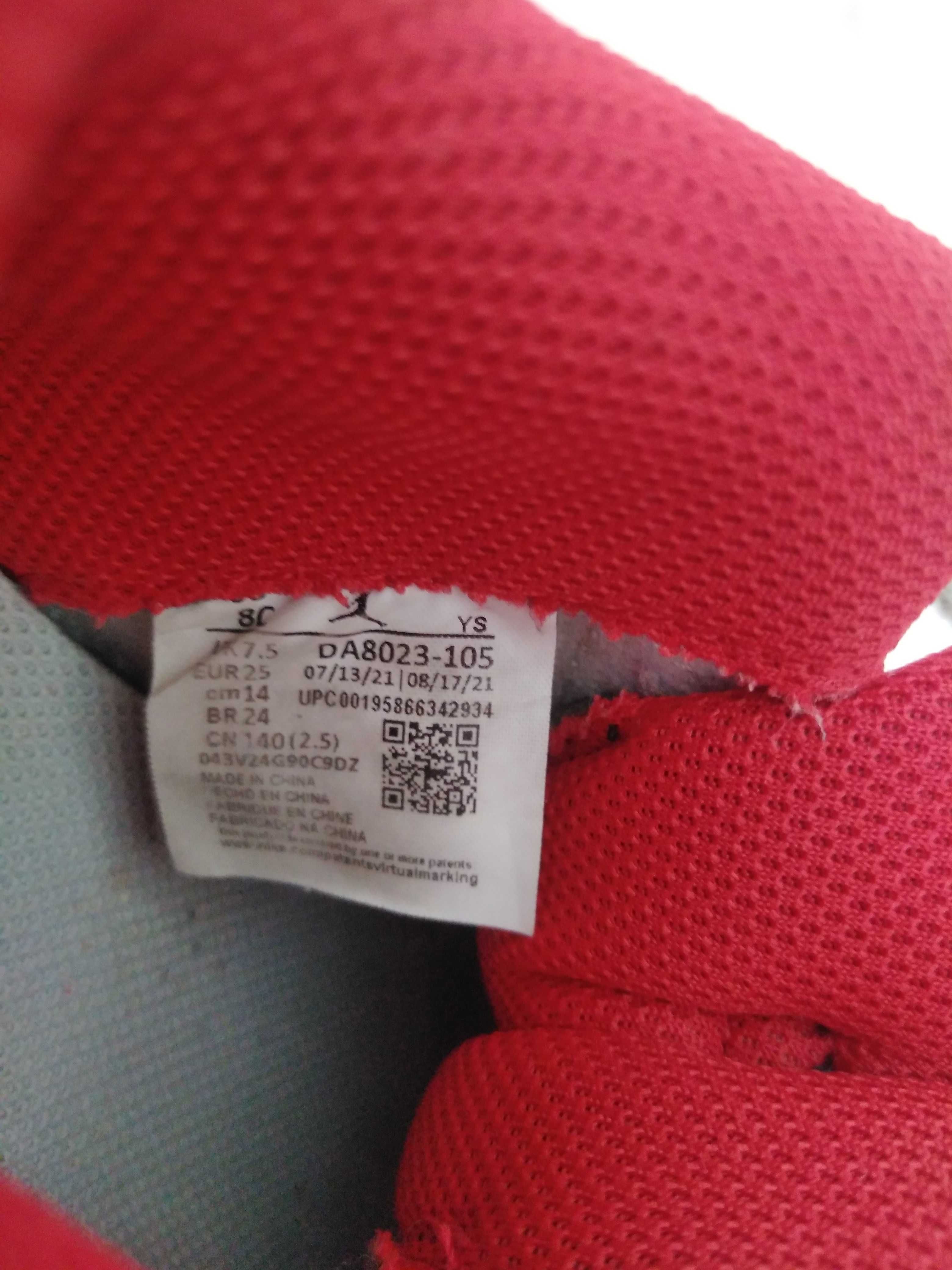Buty sportowe Jordan rozm 25