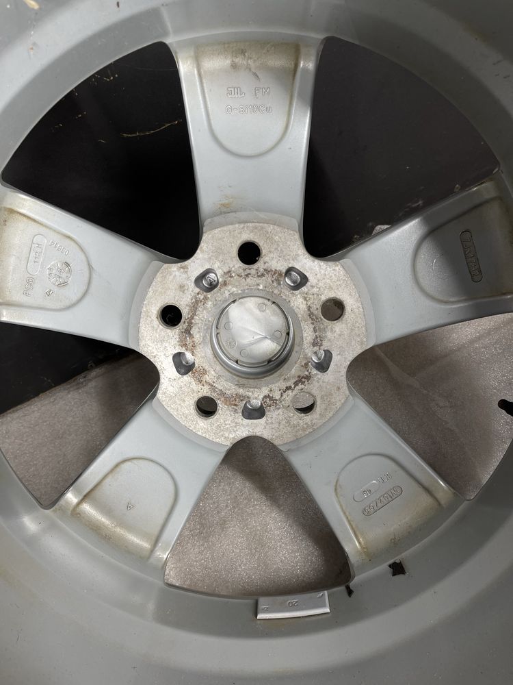 Диски R17 5x112 Et46 7J. VW Passat Golf Jetta Touran Skoda Octavia