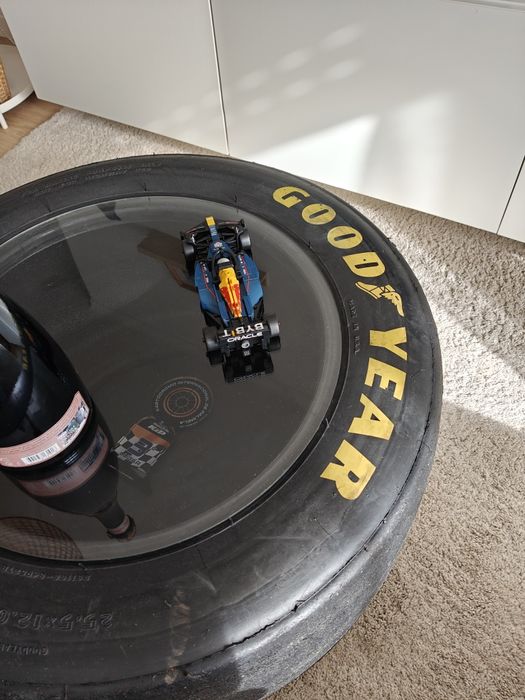 Mesa centro Goodyear Eagle