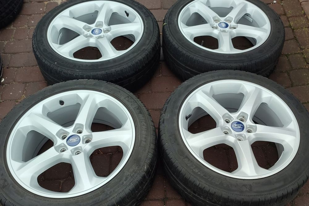 Felgi Aluminiowe Oryg. Ford Mondeo 18 Cali 8Jx18 5x108 Et55 Ø63,4mm Bdb