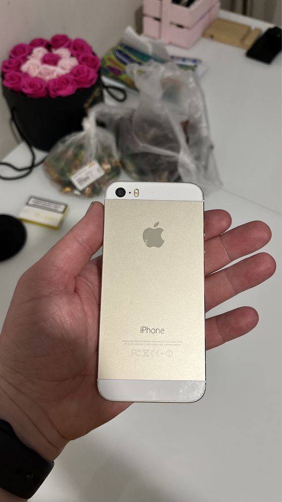 iPhone 5s Gold 16Gb
