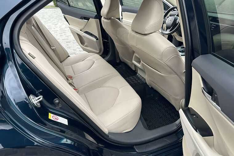 Toyota Camry 2018 XV70 2.5