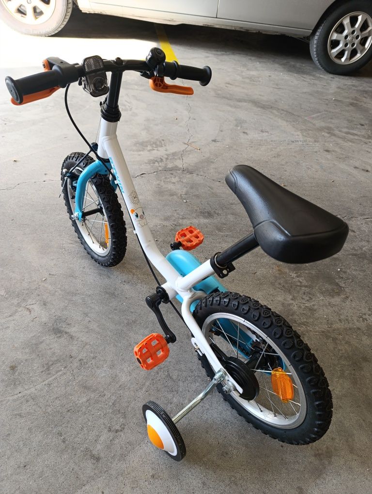 Bicicleta infantil como nova