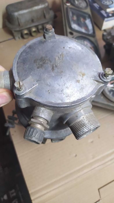 Трамблер 8цил герметичний