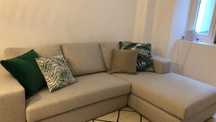 Sofá com chaise - longue