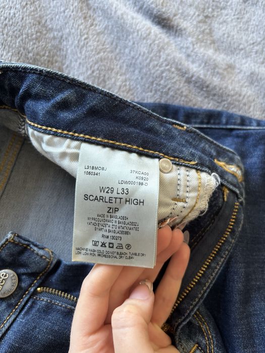 granatowe spodnie Lee