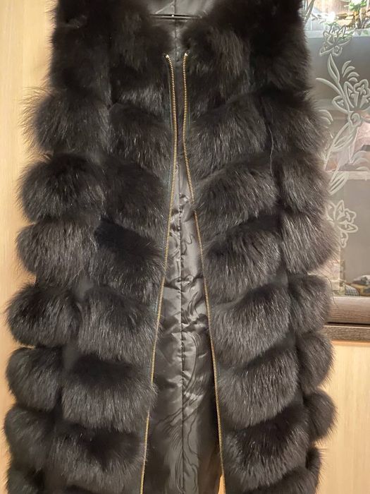 Жилетка  з натурального хутро