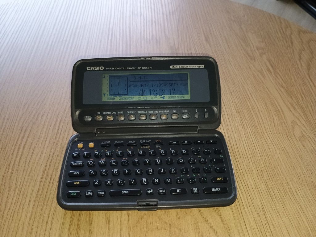Notatnik pamiętnik organizer elektroniczny CASIO SF-8350R dla pasjonat