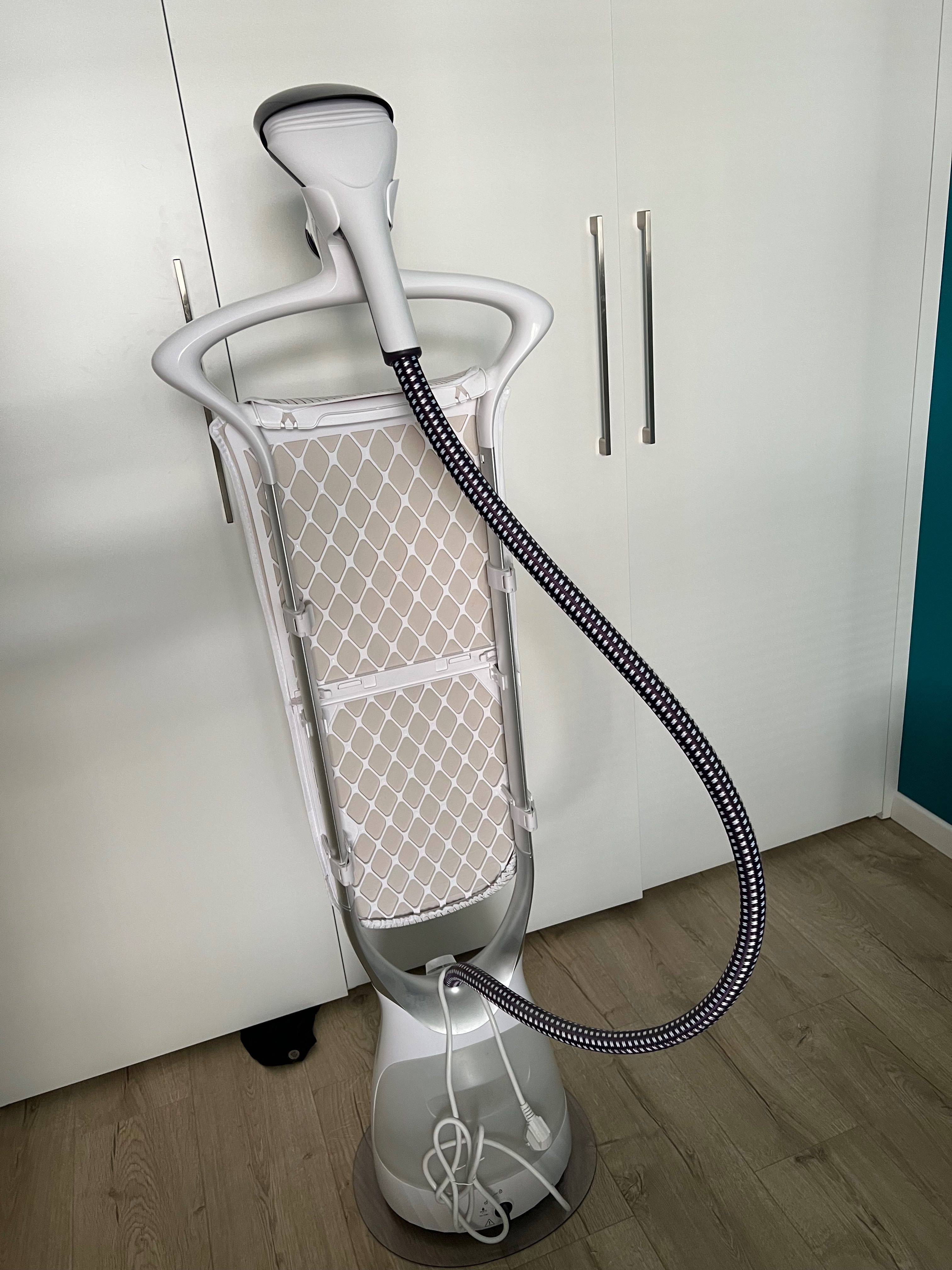 Parownica do ubrań Philips GC557/30
