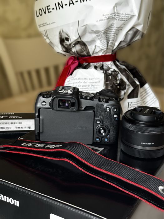 Фотокамера Canon EOS RP body + RF 50mm F1,8