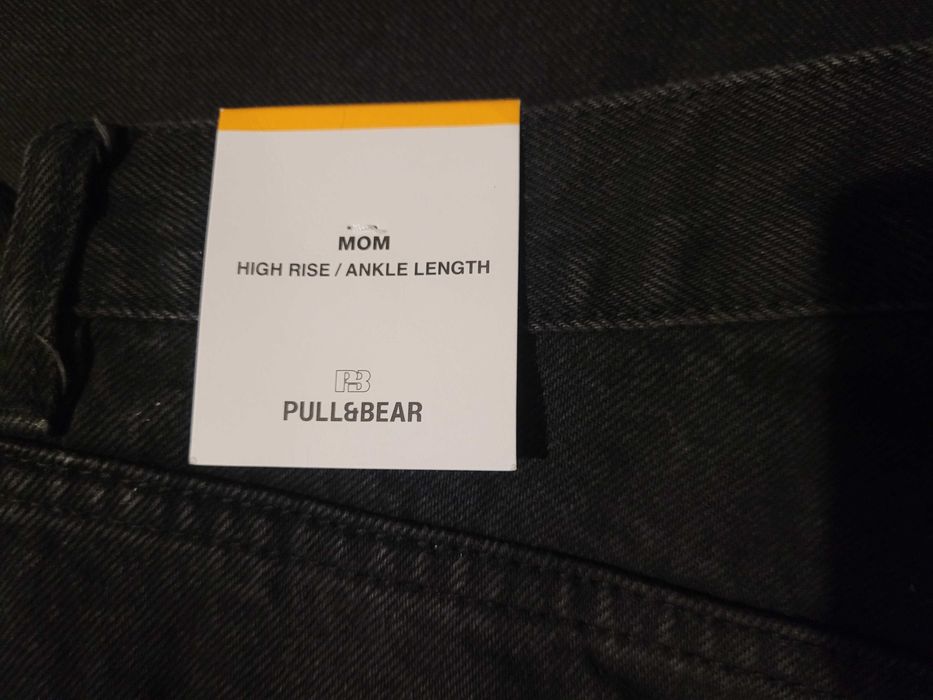 Jeansy mom fit PULL&BEAR r. 42