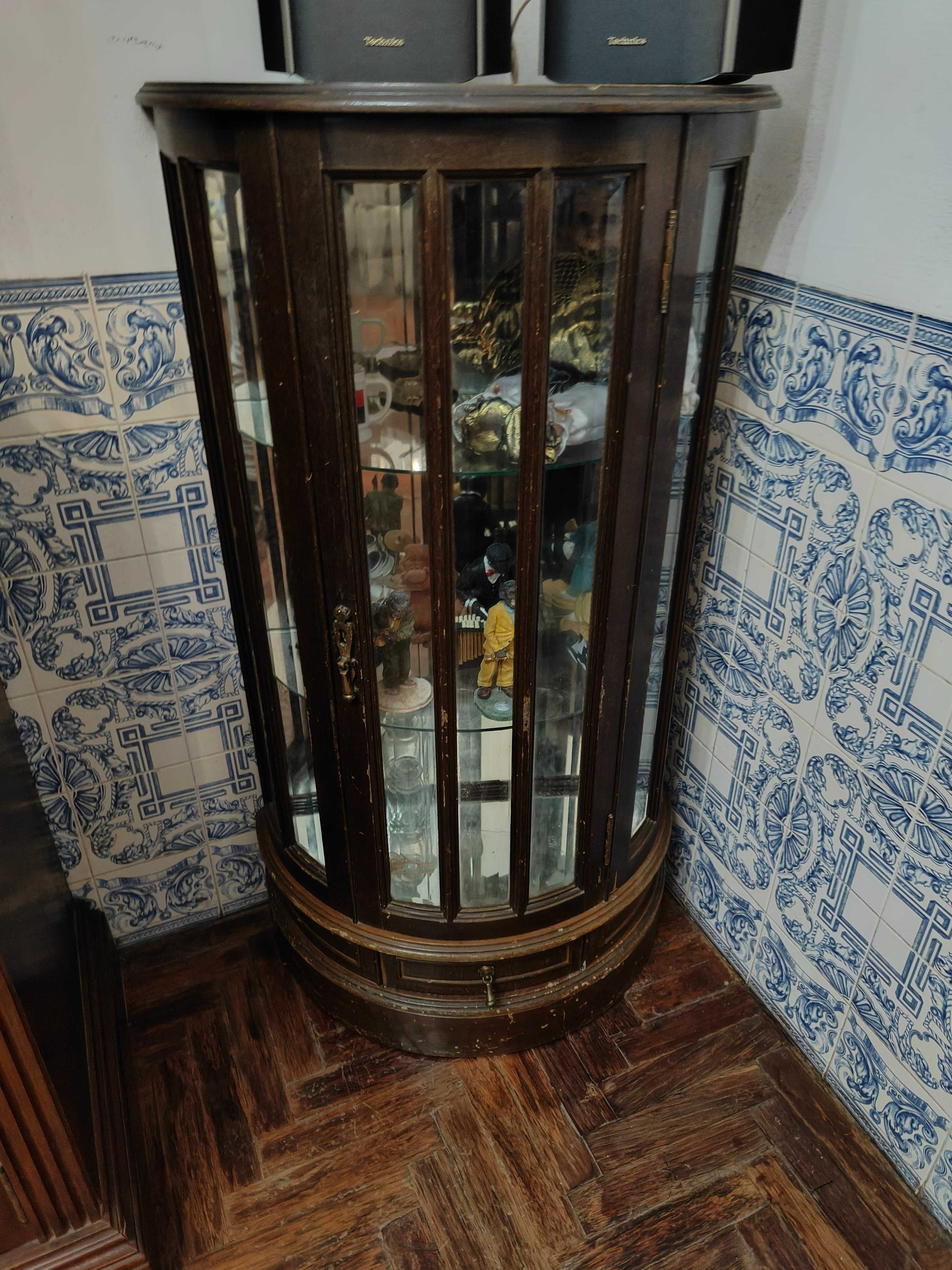 Vitrine de Vidro e Madeira Maciça