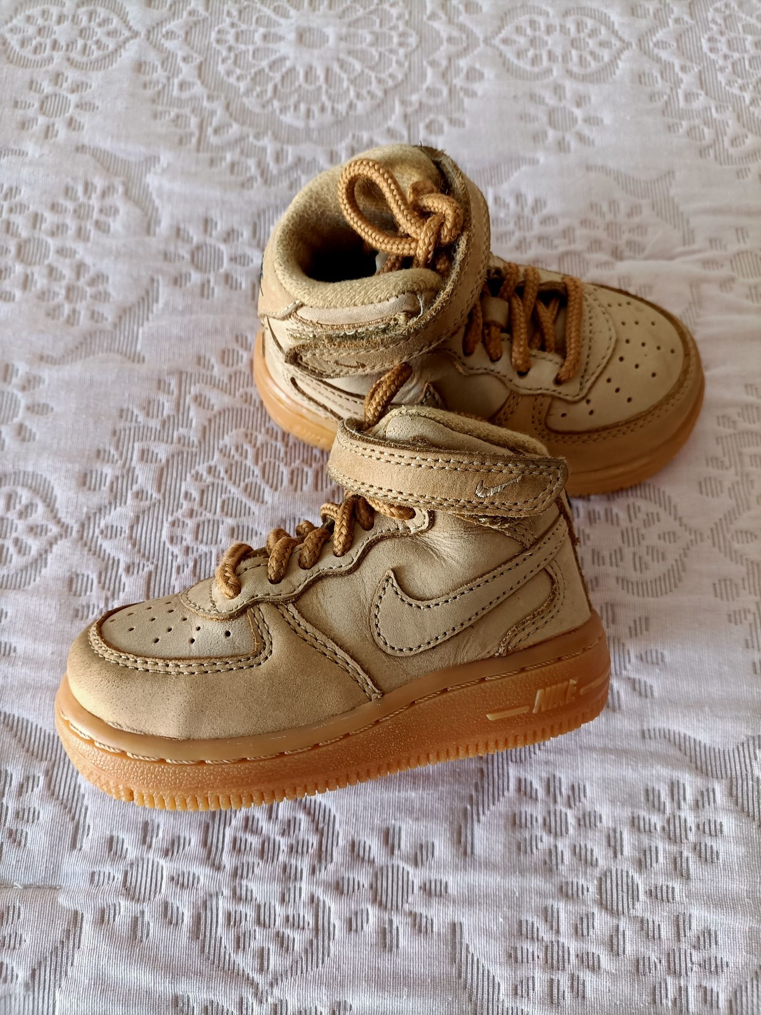 Sapatilhas Nike n21 c novas
