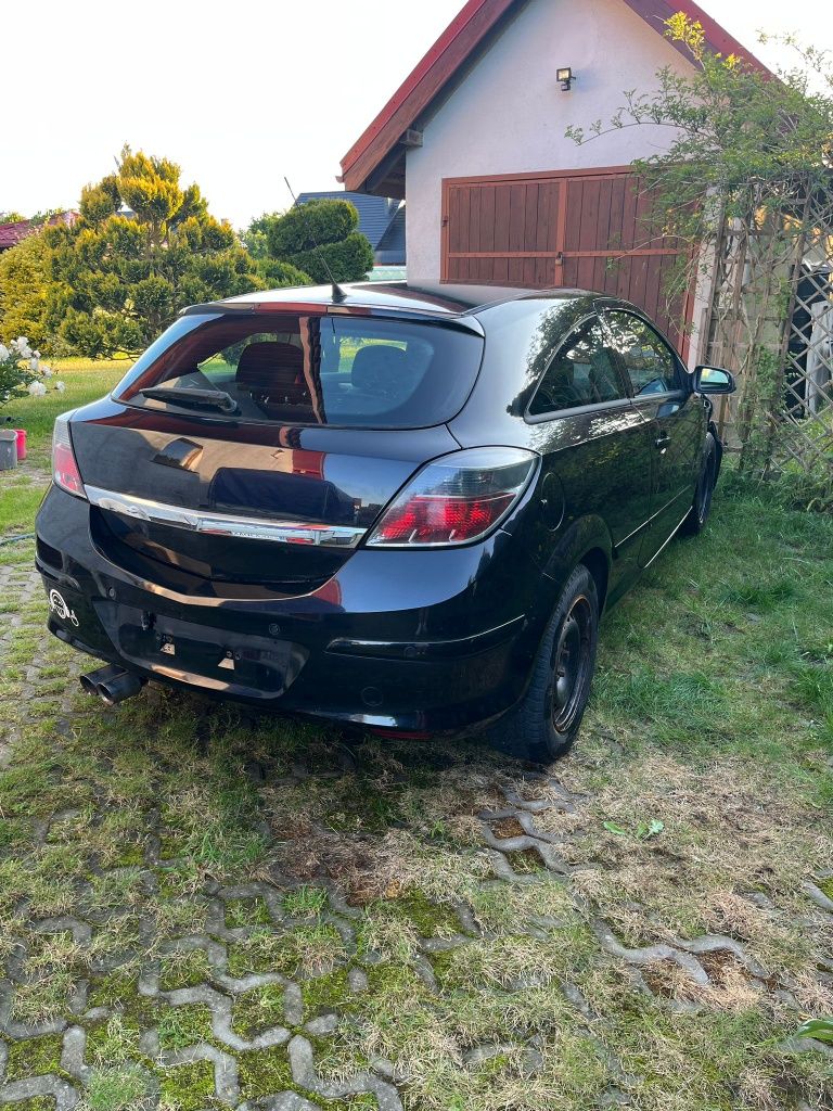 Opel Astra H GTC 1.4  Sprzedam na części |Czarny z20r