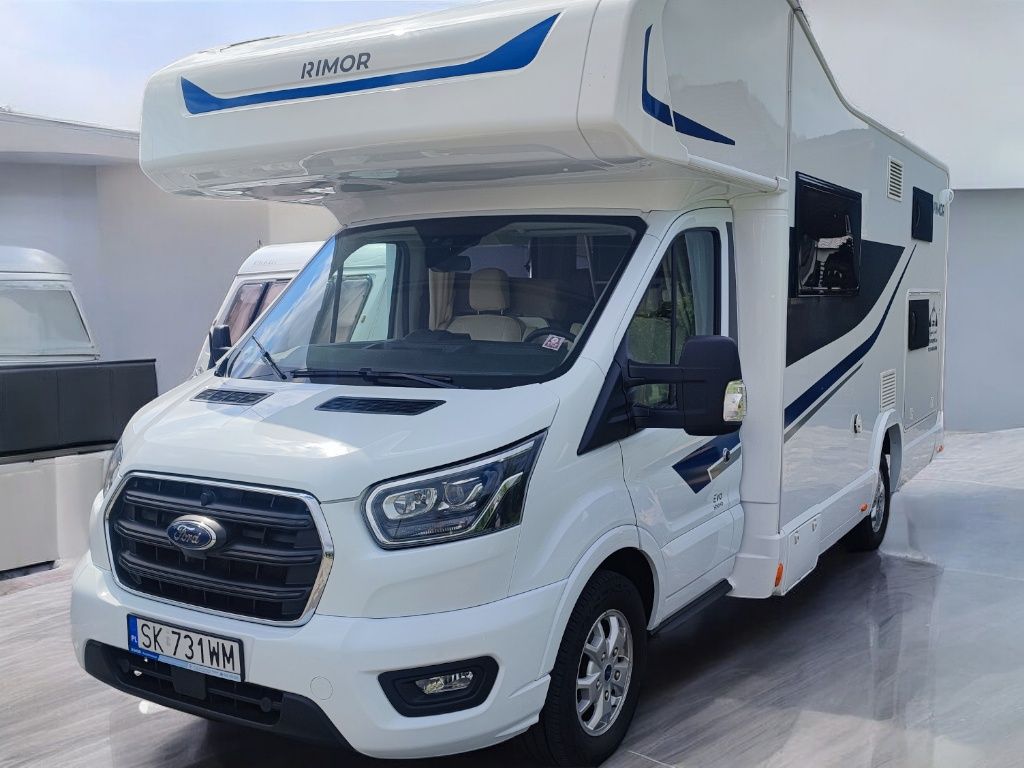 Wynajem Kampera kamper Ford 6 osobowy  wakacje 2025 kemping