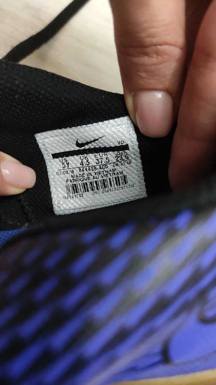 Кросівки футбольні nike для залу (залки) 37.5 р