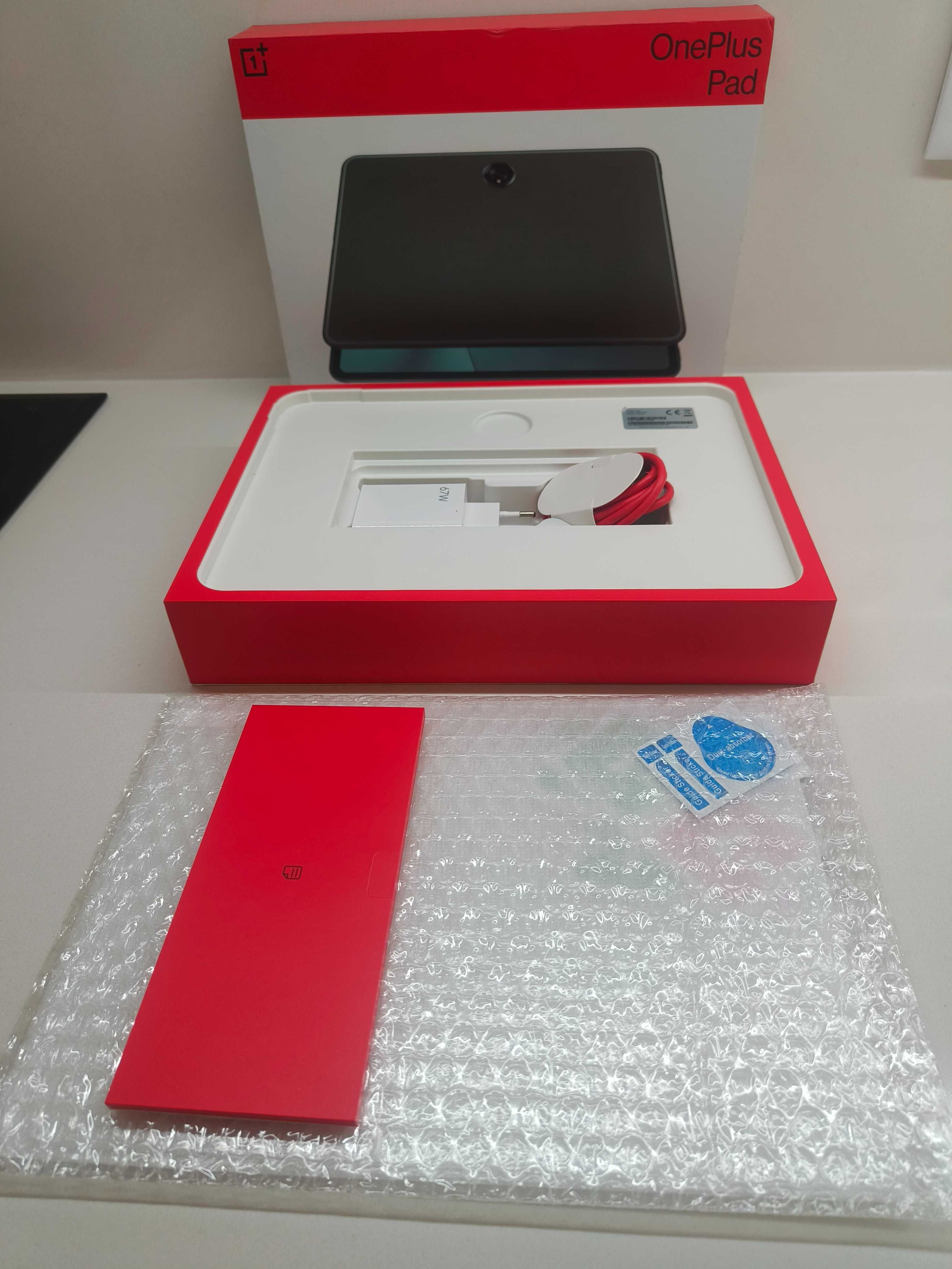 Oneplus Pad - 8GB RAM e 128GB Armazenamento