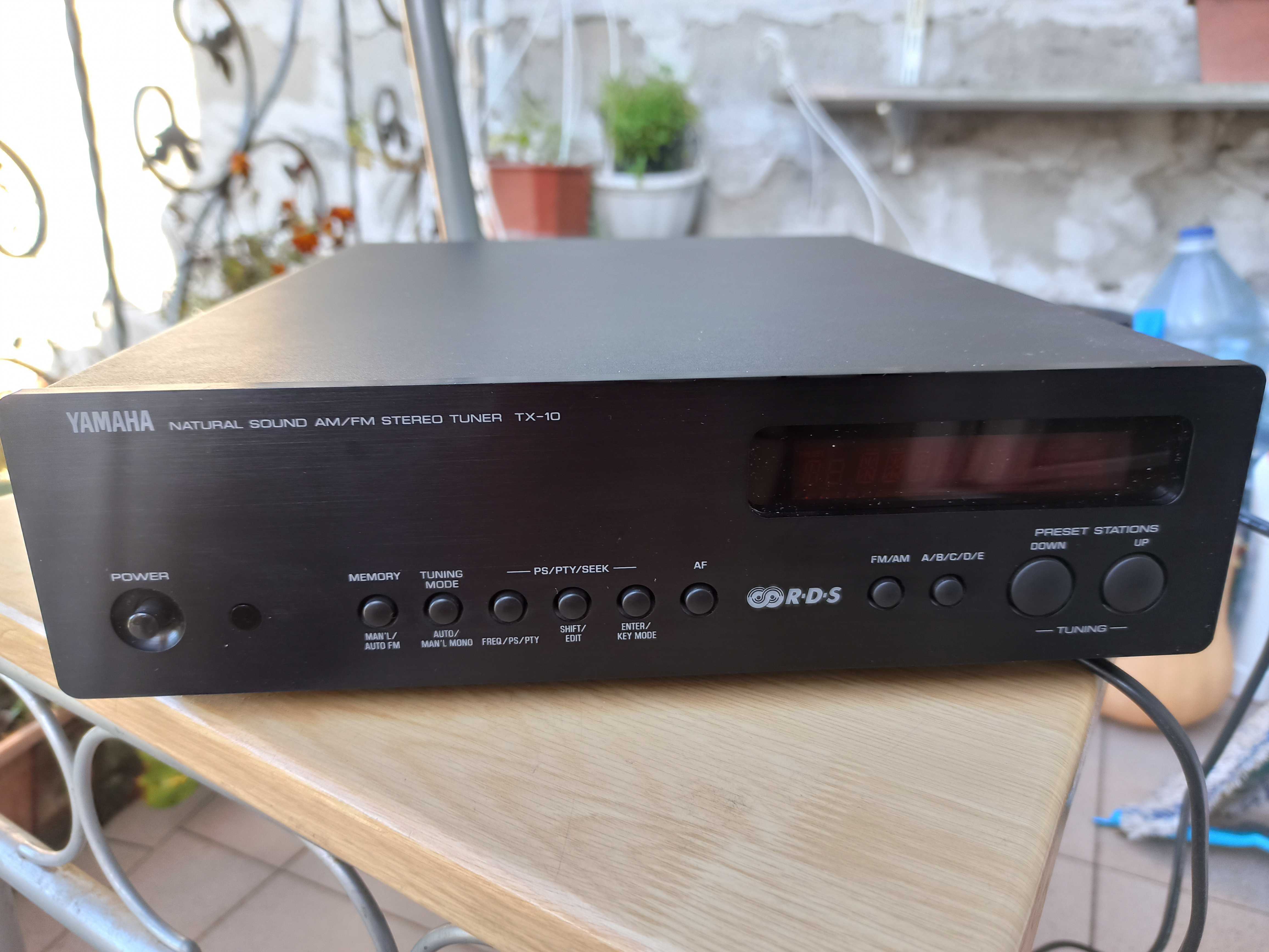 Стерео тюнер YAMAHA TX-10