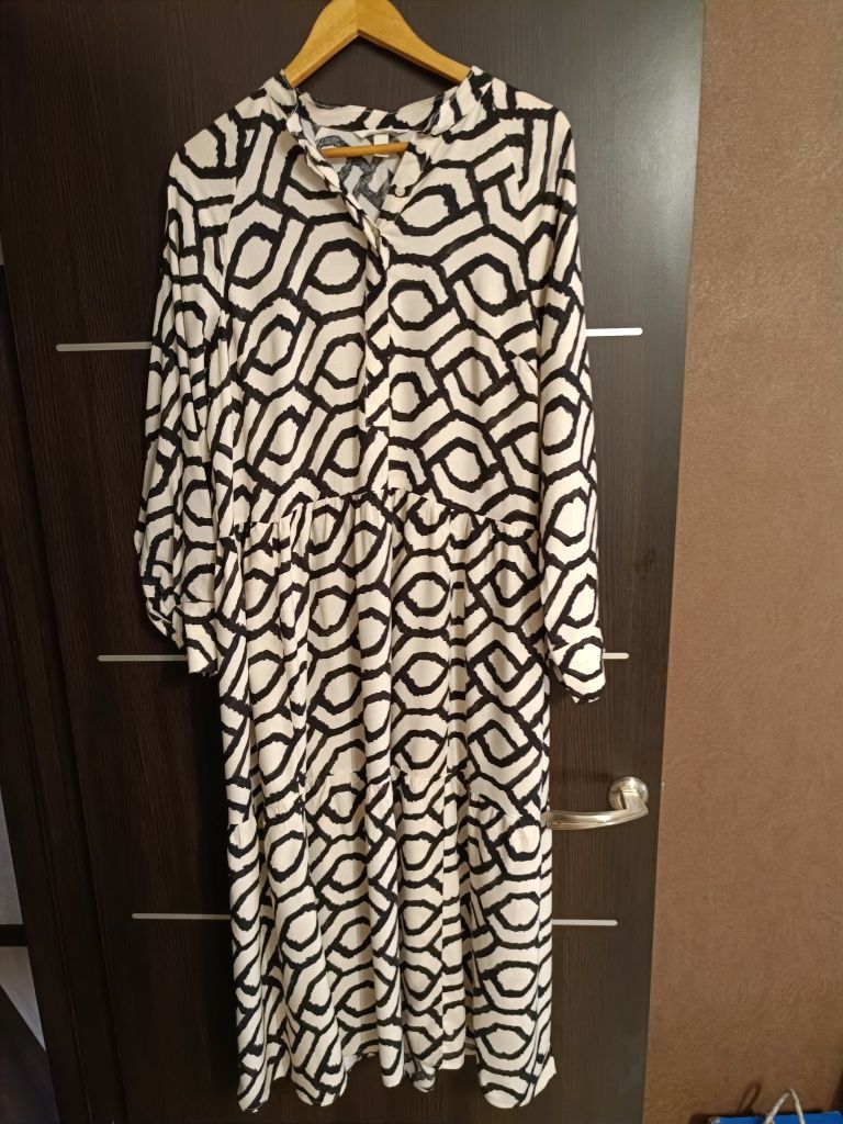 Платье H&M  L,XL