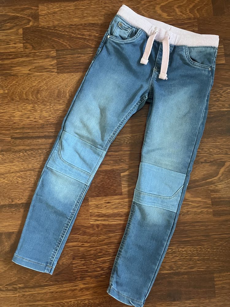 Spodnie jeansowe dziewczęce jeansy 122 F&F