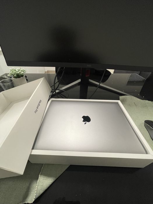 Macbook Pro M1 2020 Novo