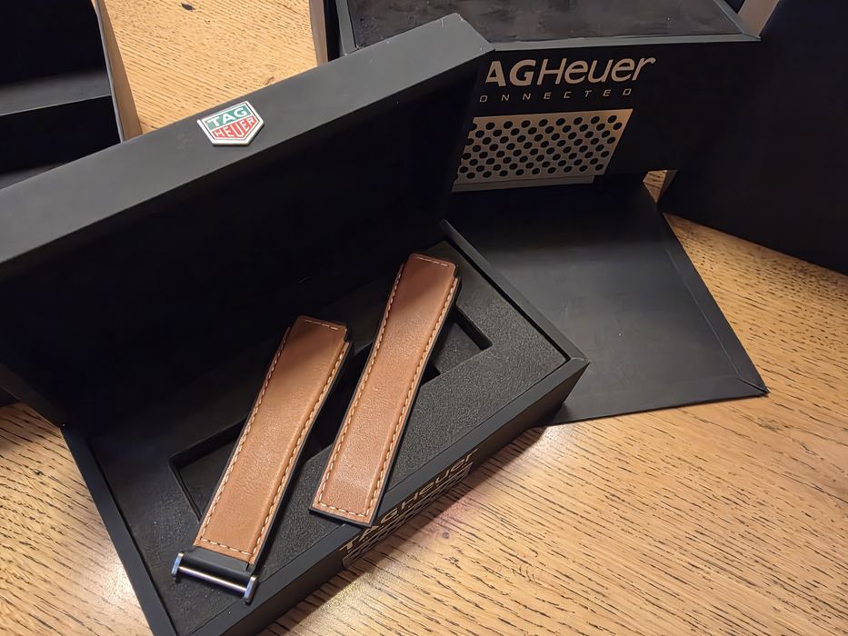 TAG HEUER Connected