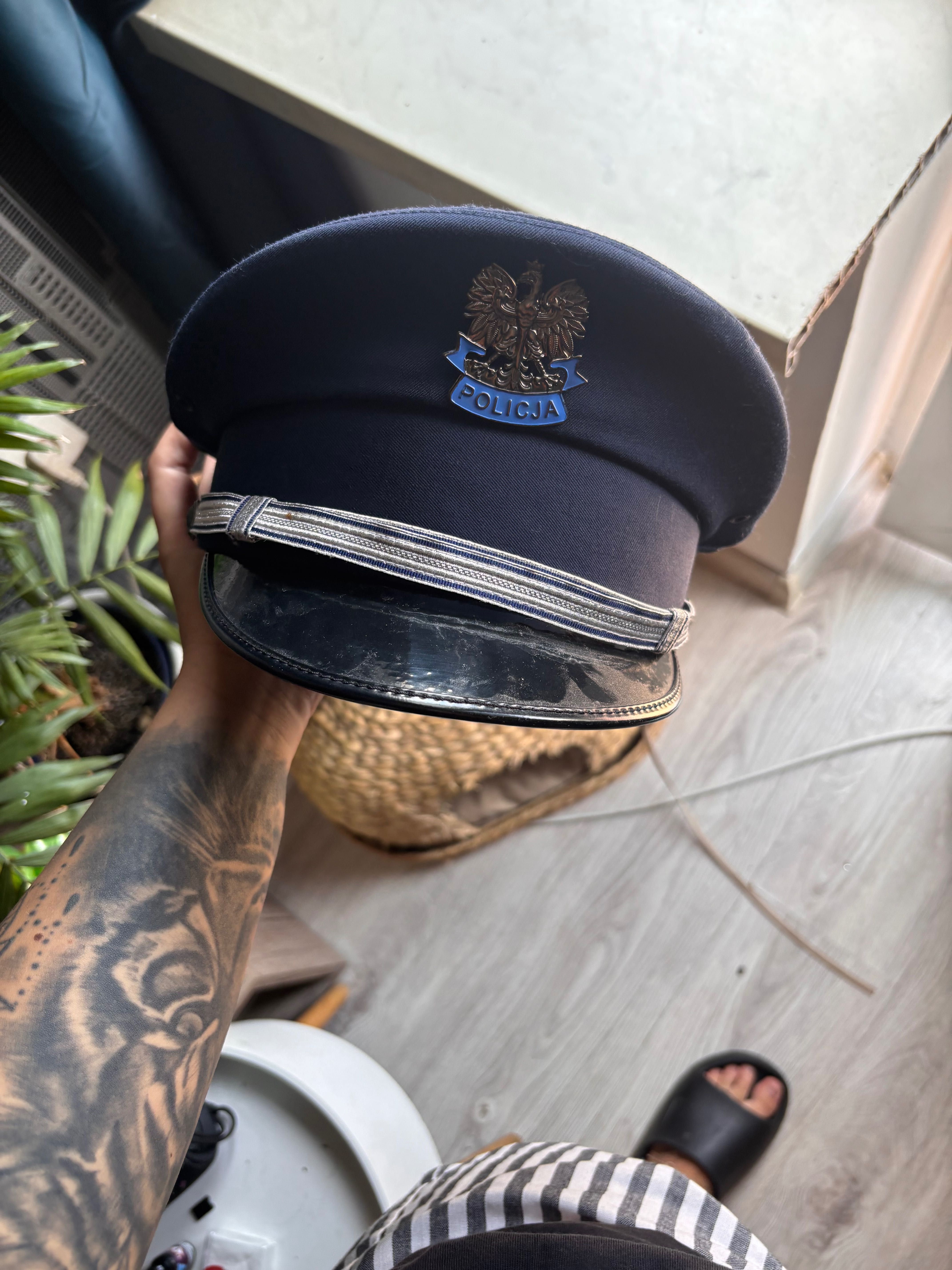 Sprzedam czapkę oficerską