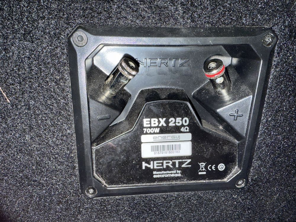 Subwoofer HERTZ EBX250.5 Bas 700W