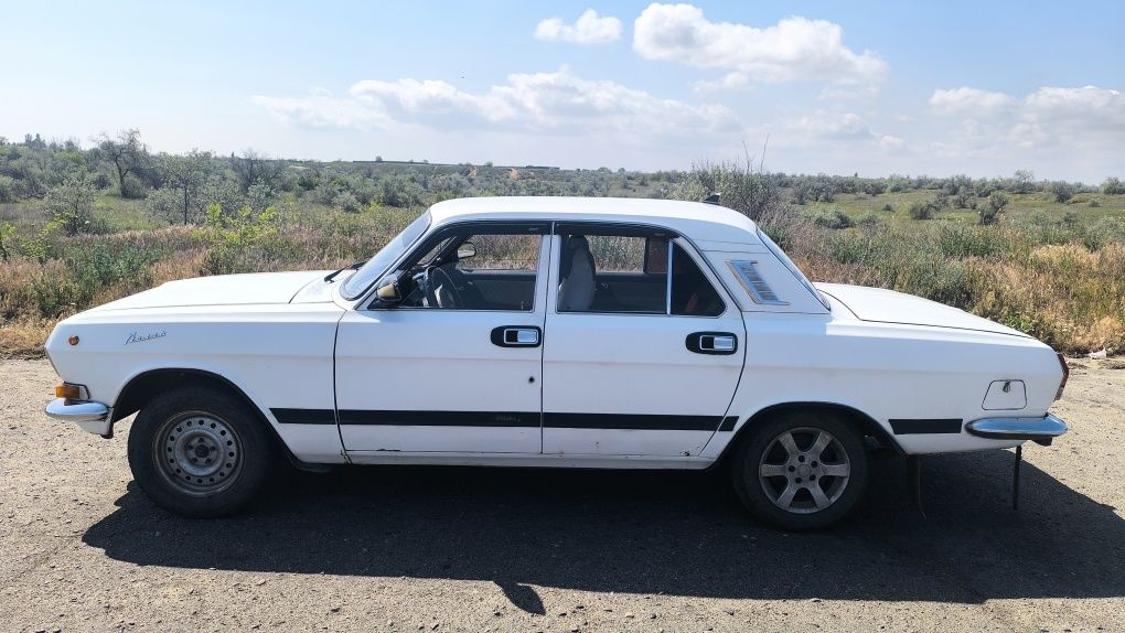 Продам Волгу 2410