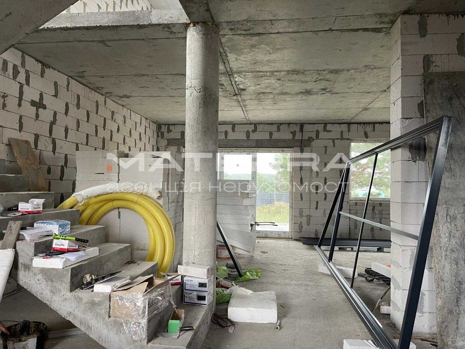 Бобриця продаж будинку 150м2 у стилі Хай-Тек