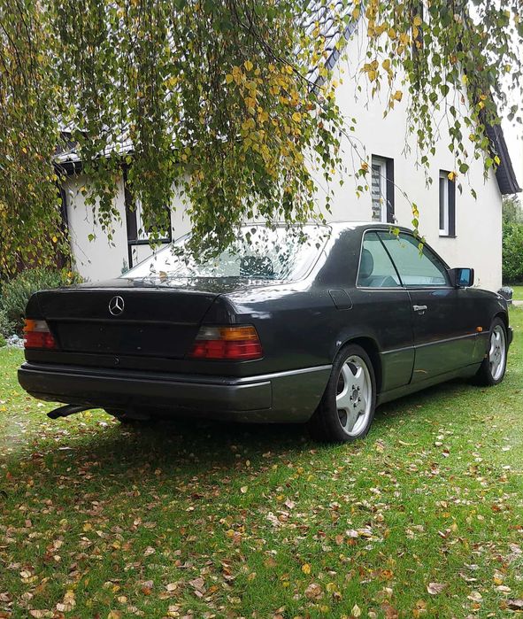 (auto aktualnie ZAREZERWOWANE) MERCEDESA E KLASA w124 coupe 3.0
