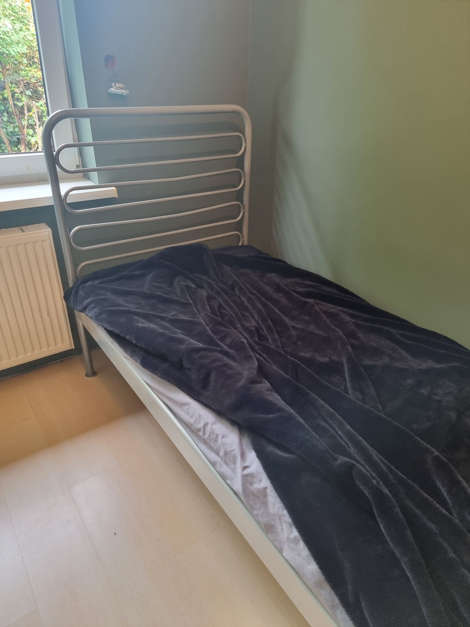 Łóżko młodzieżowe metalowe 90Ikea