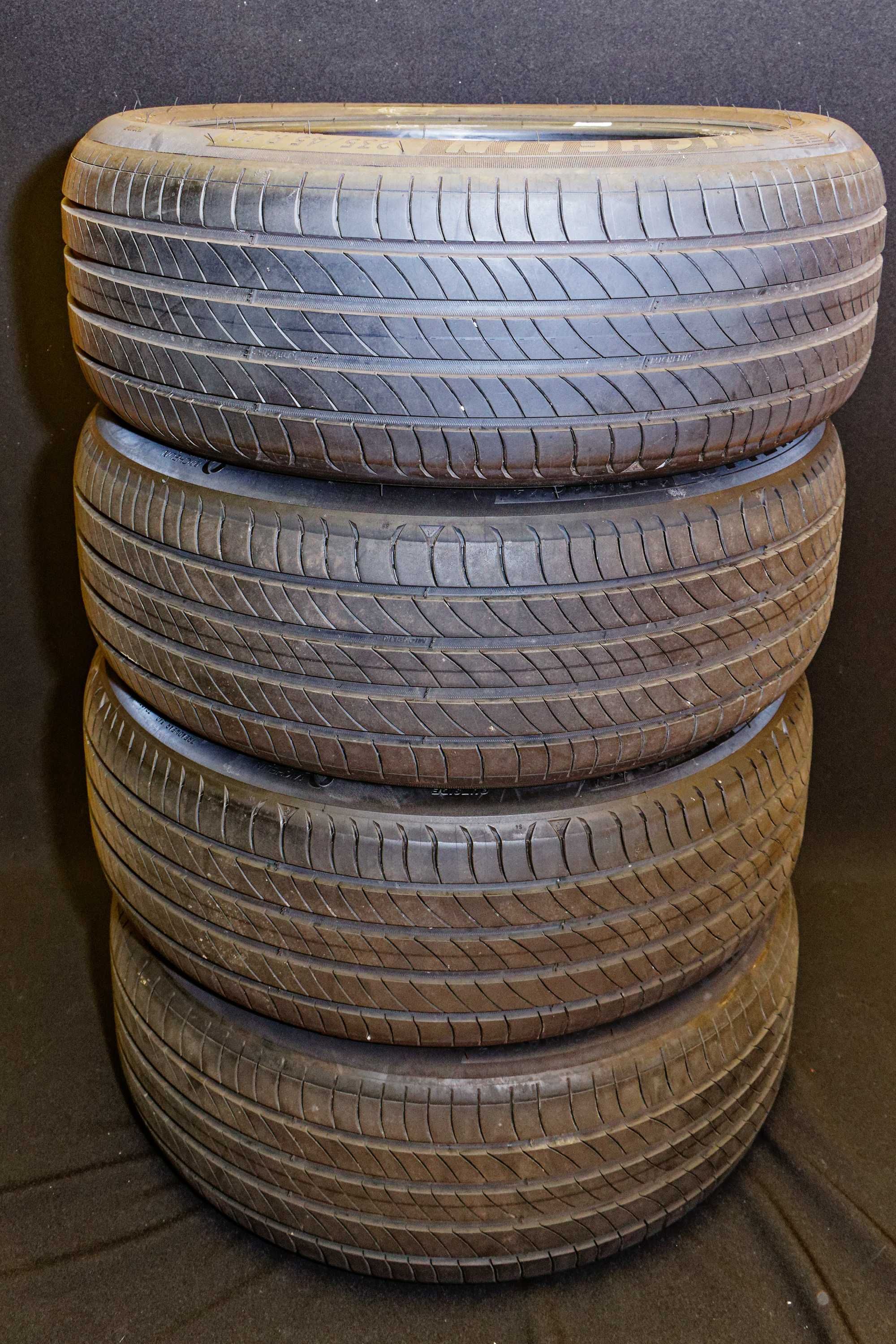 Opony Michelin Primacy 4 235/45 R20 100 V XL DOT 0623 KOMPLET 4SZT.