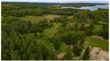 Działka blisko jeziora Narie, budowlana, widok na dolinę, cisza, las.
