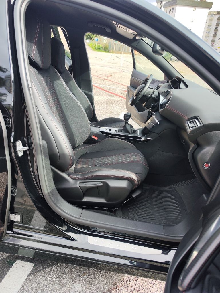 Peugeot 308 se 1.5 BlueHDI 130cv GTLine