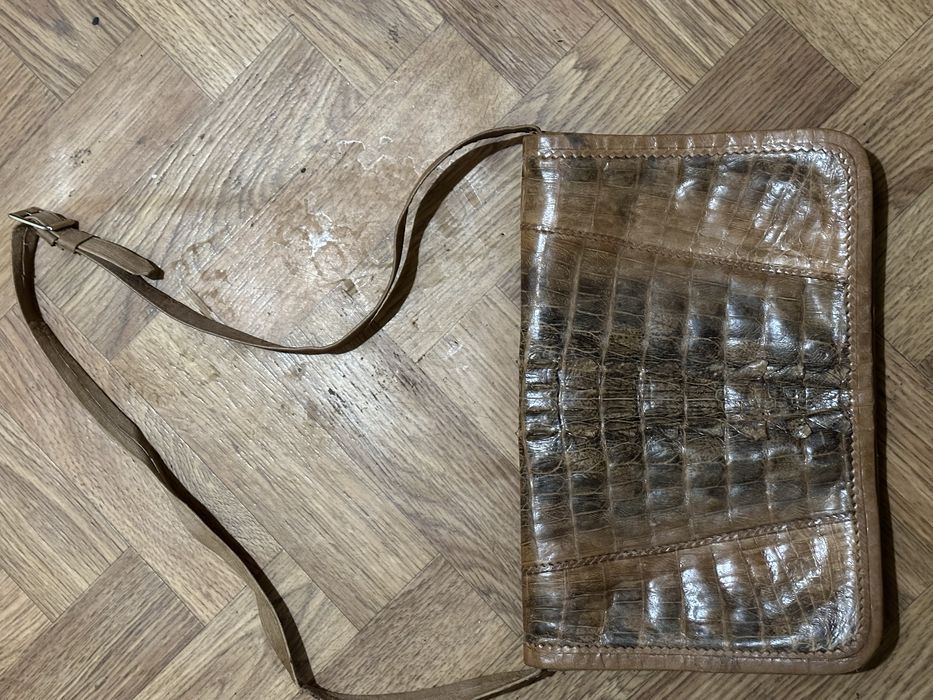 Сумка з шкіри крокодила