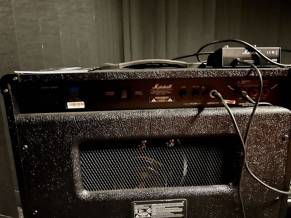 Marshall DSL 40 combo