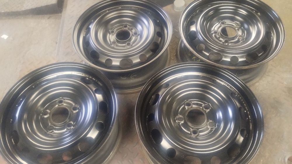 5x114,3  16 cali kia mazda Mitsubishi felgi stalowe