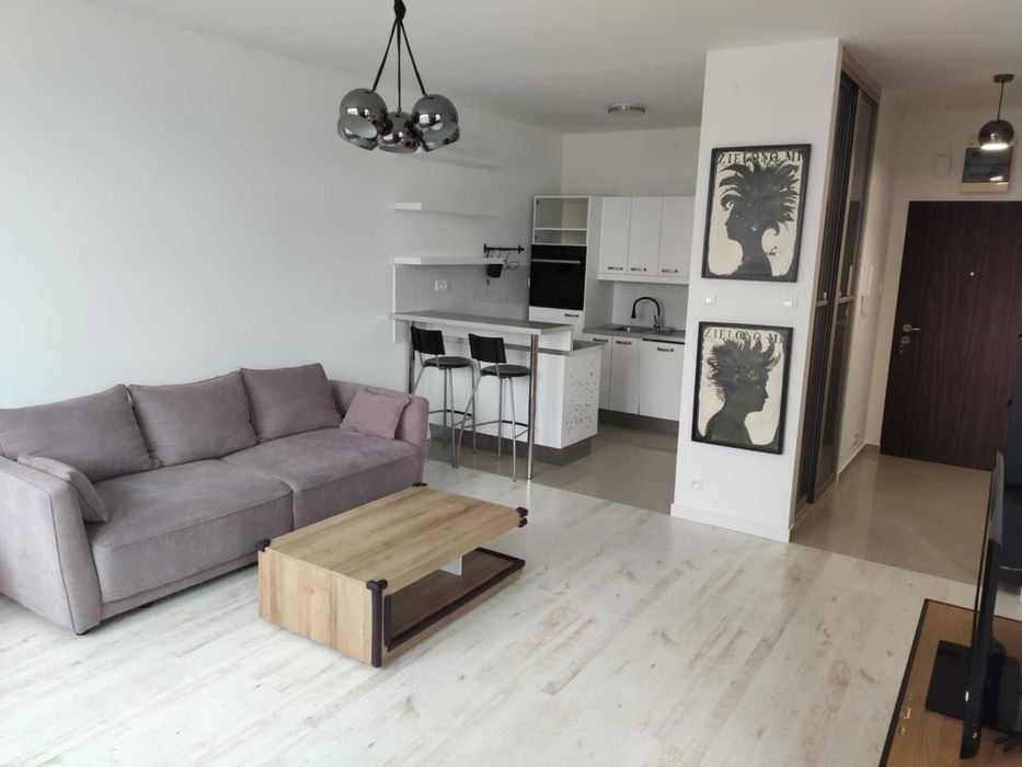 Mieszkanie 44m², 2-pokoje, loggia, garaż, winda - Żerań ul. Krzyżówki