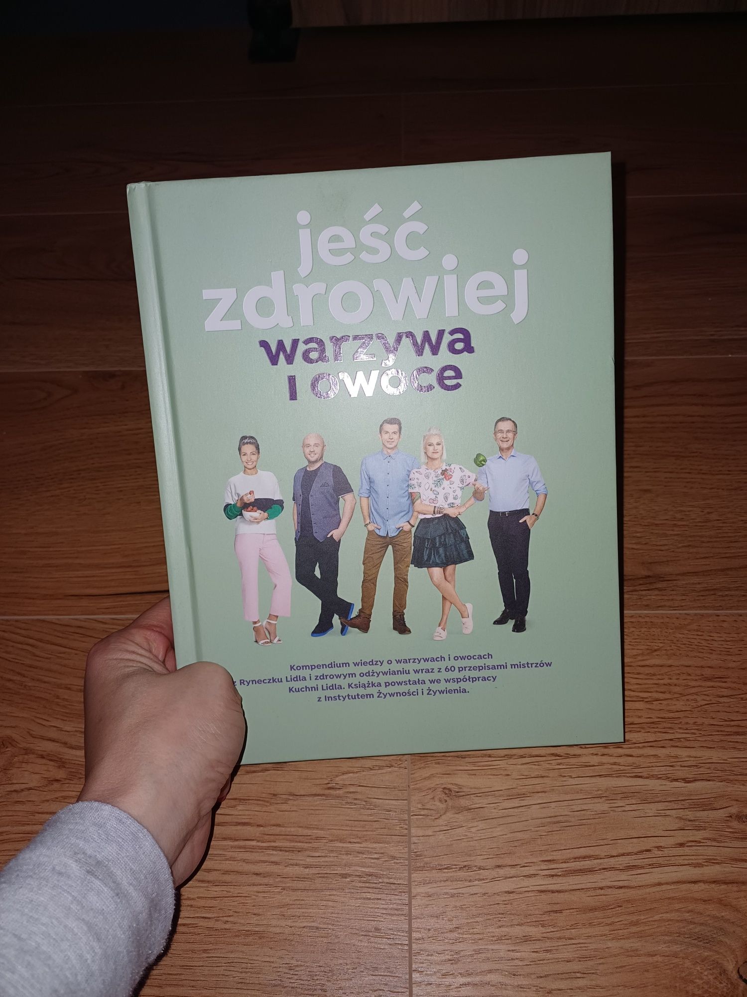 Książka kucharska jeść zdrowiej warzywa i owoce Okrasa ładocha