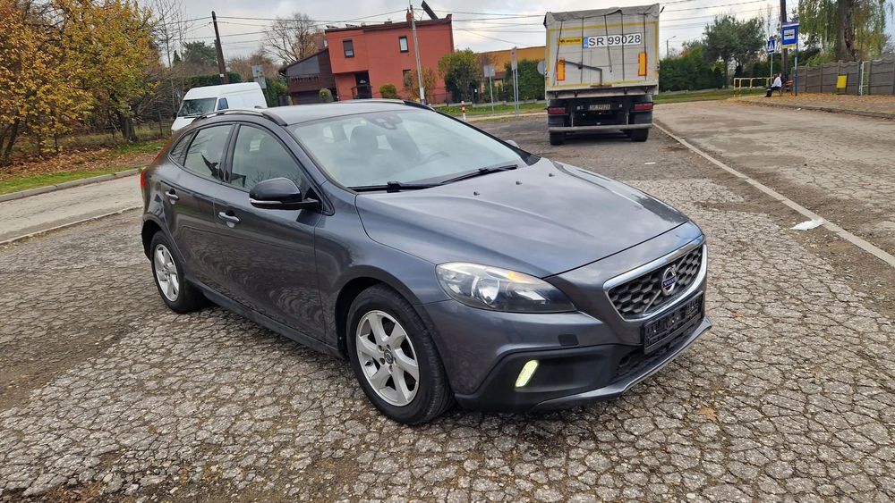 Volvo V40 Cross Country 1,6d 6biegów *Bez rdzy* Śliczny! Mega zadbany! Po opłatach