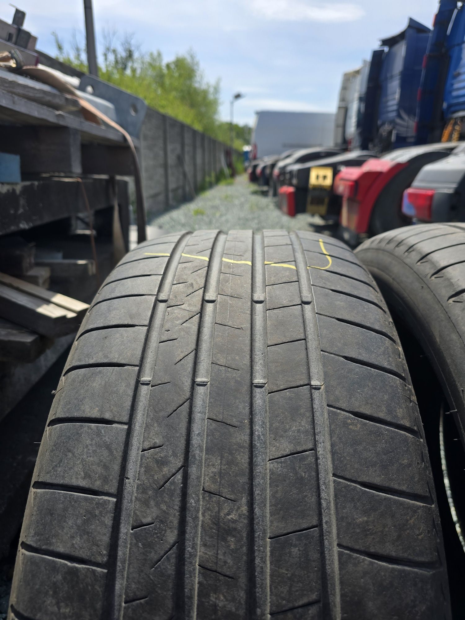 Bridgestone alenza 001 DOT 2022
