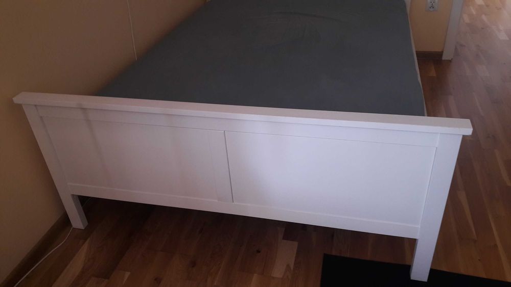 Ikea hemnes łóżko 200x140 z materacem białe