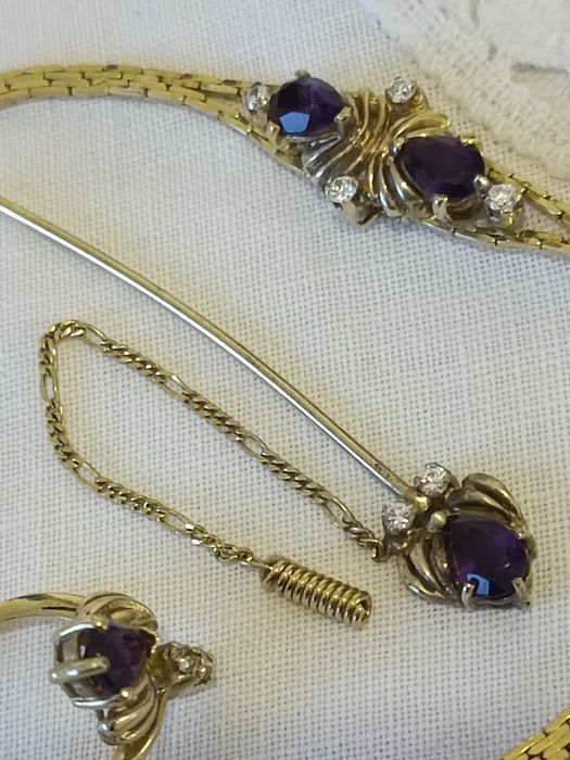 Серебро,аметисты,позолота.Браслет, кольцо,булавка. Нежные и красивые