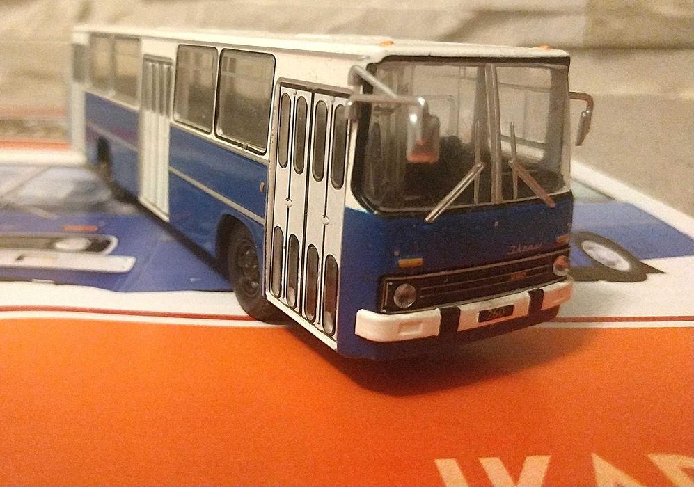 kultowe autobusy PRL-u - Ikarus 260