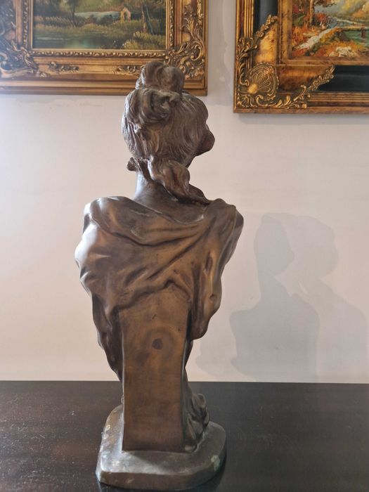 Popiersie kobiety - brąz/mosiądz - efektowne