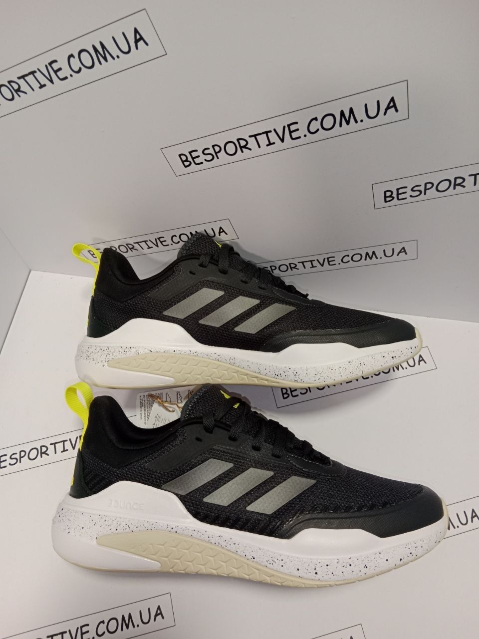 ОРИГІНАЛ кросівки adidas Trainer V BOUNCE