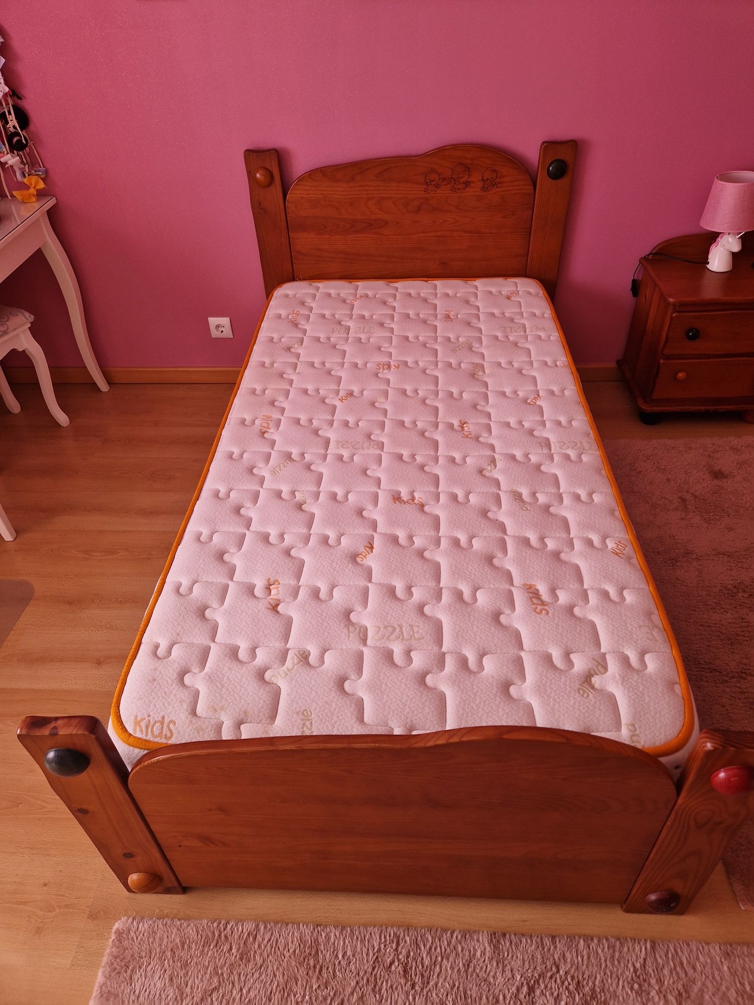 Quarto cama comoda roupeiro criança solteiro em madeira