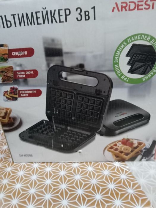 Мультимейкер вафельниця